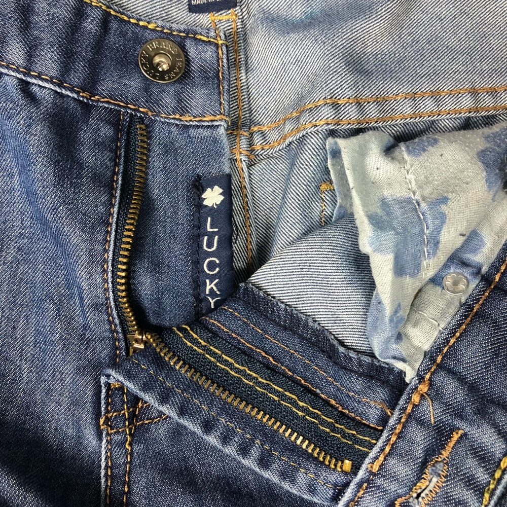 Lucky Brand Billy Straight Jeans - Picture 4 of 6